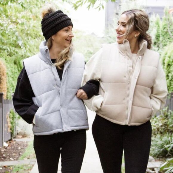 PARKE CORA KNIT PUFFER VEST - OAT MILK/CREAM - NWT - Picture 2 of 9